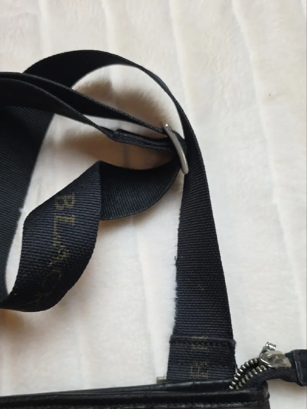 Burberry Black Men's Messenger Crossbody Bag